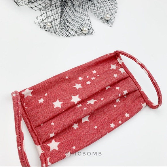 MADE IN USA RED SOFT COTTON FACE MASK - STARS - Picture 2 of 6